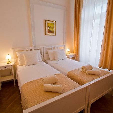 טריאסטה Golden Rooms Bed & Breakfast מראה חיצוני תמונה