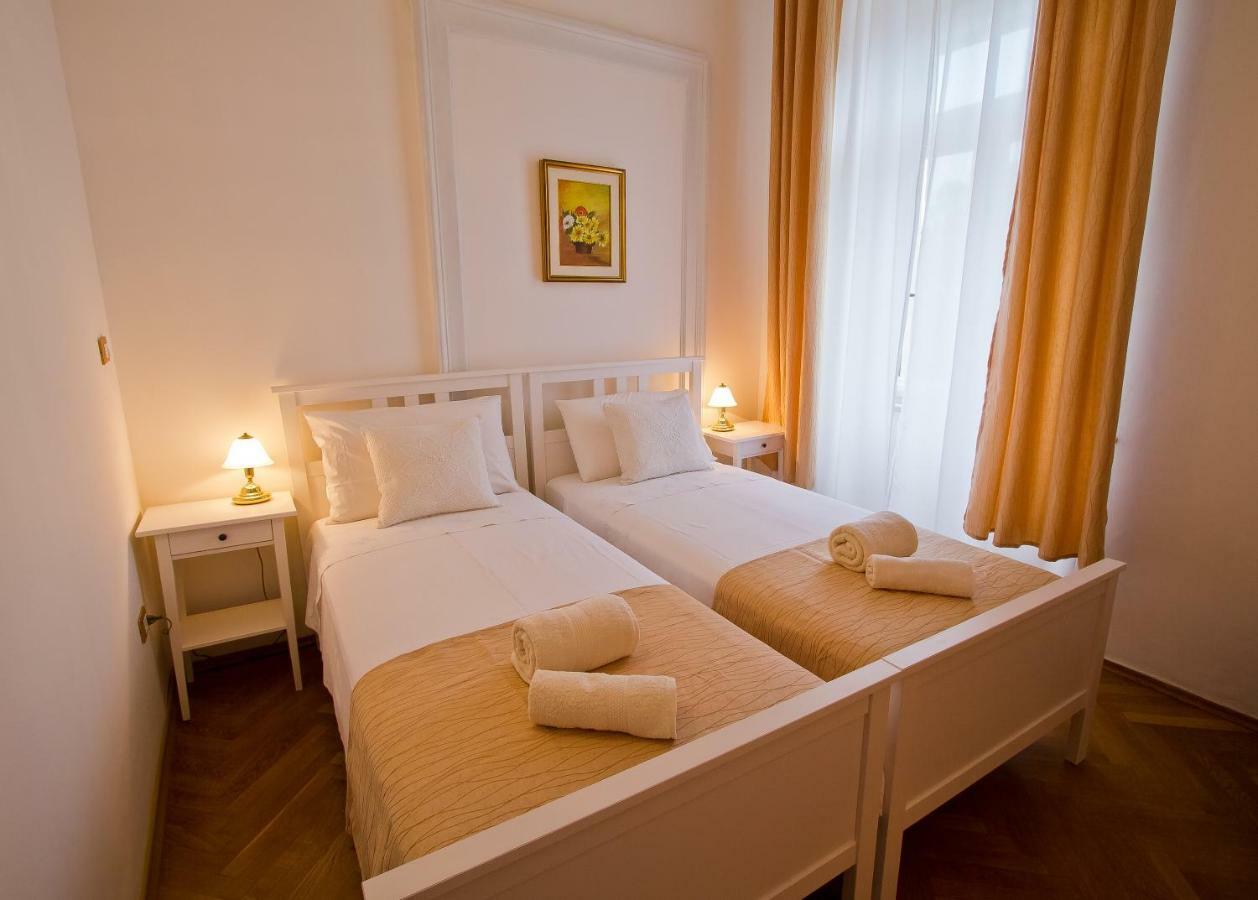 טריאסטה Golden Rooms Bed & Breakfast מראה חיצוני תמונה