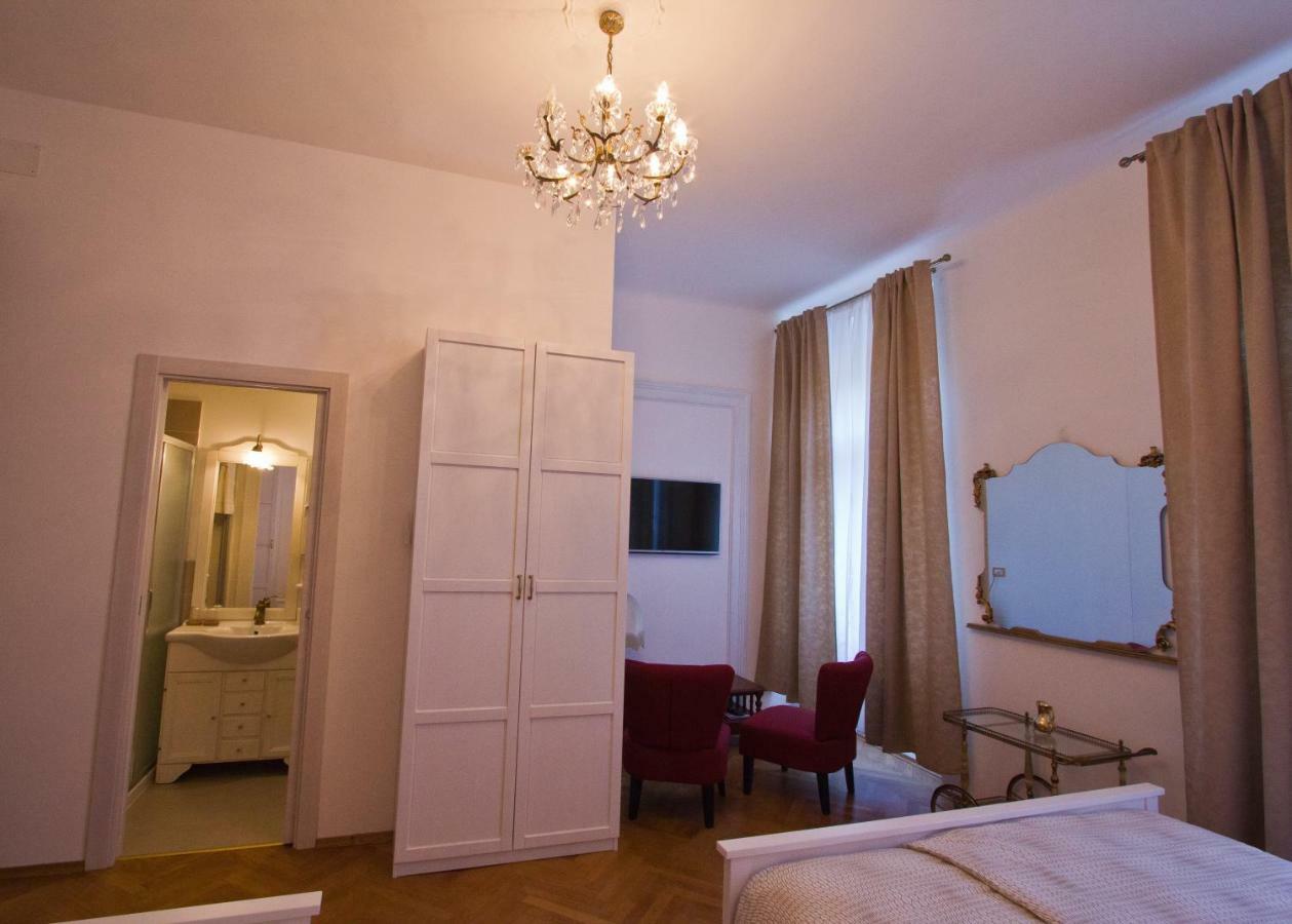 טריאסטה Golden Rooms Bed & Breakfast מראה חיצוני תמונה