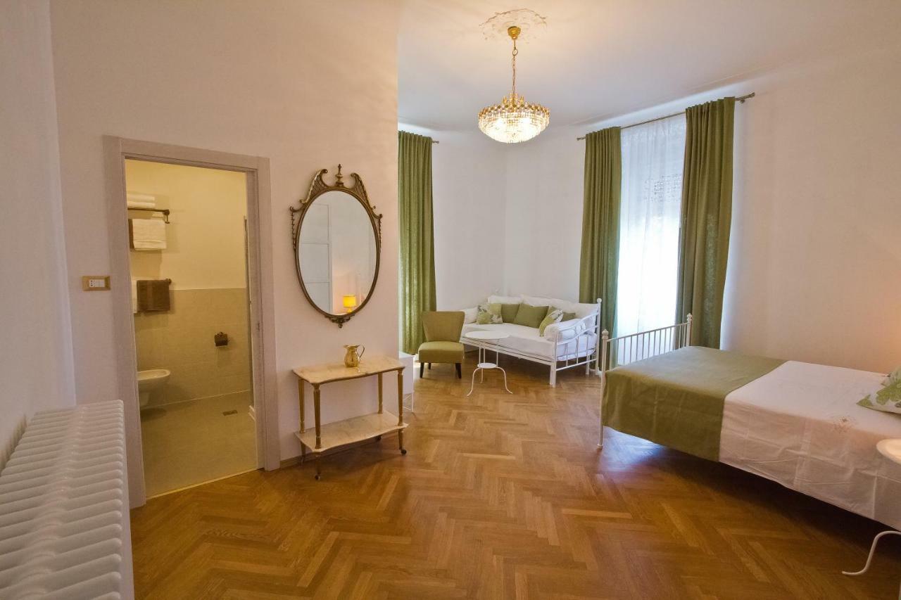 טריאסטה Golden Rooms Bed & Breakfast מראה חיצוני תמונה